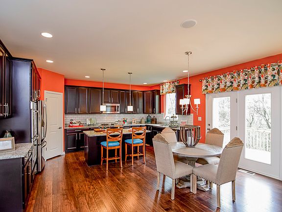 Gourmet Kitchen