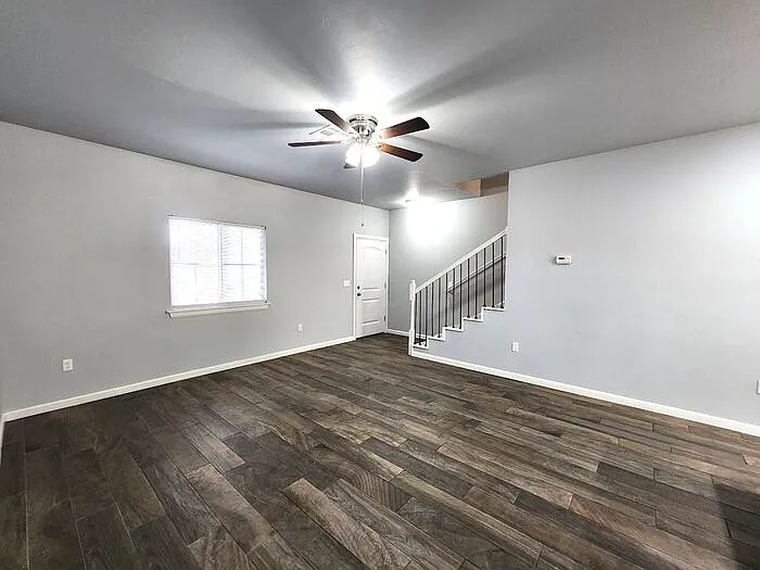 1120 E Campbell St — Photo 10