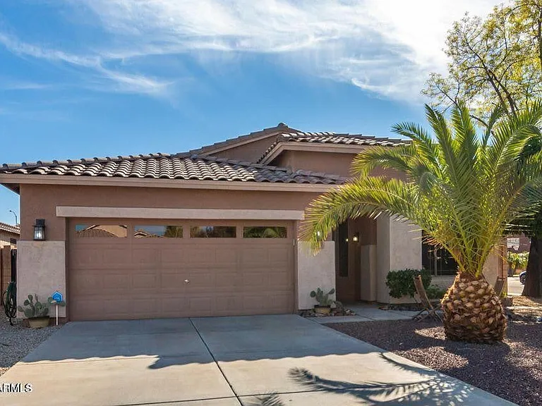 9237 W Irma Ln — Photo 1