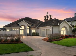 156 Northlake Dr, Thibodaux, LA 70301