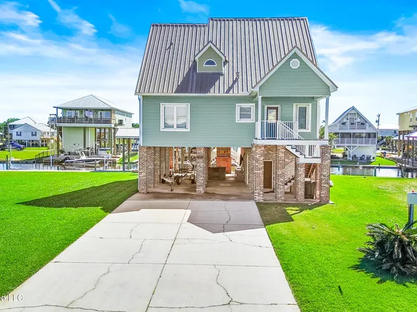 11126 Tahiti St, Bay Saint Louis, MS 39520