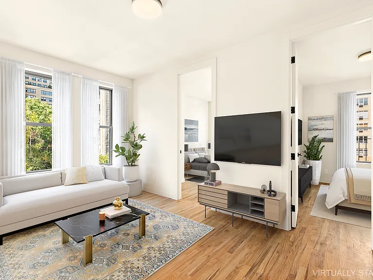 229 E 21st St #5 — Photo 1