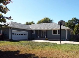 610 Ash St, Abilene, KS 67410