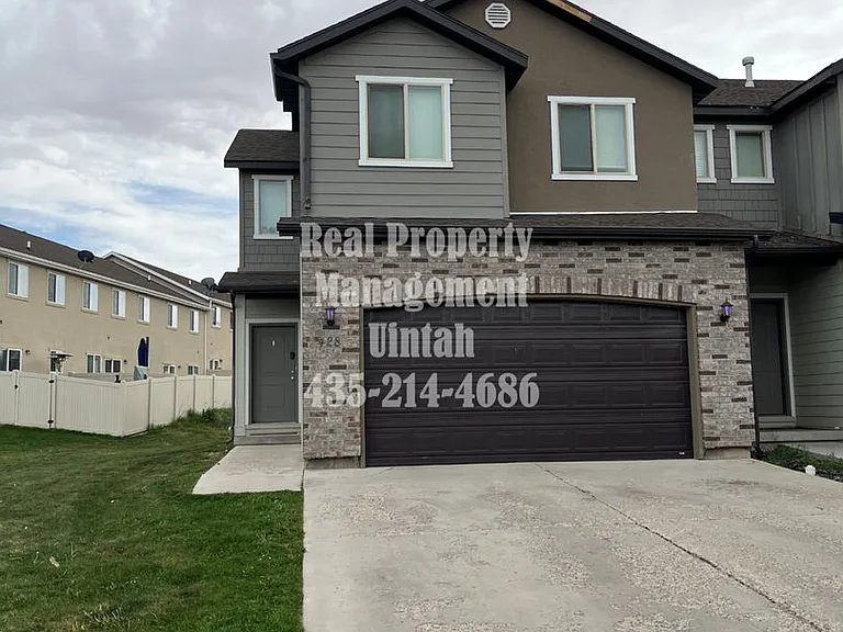 428 E Gray Fox Ln — Photo 2
