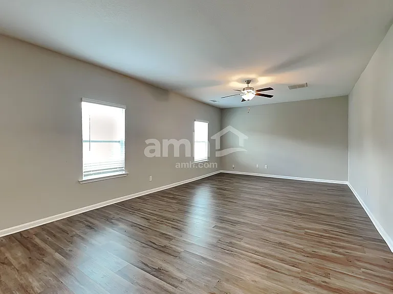 613 Gleaner Way — Photo 6