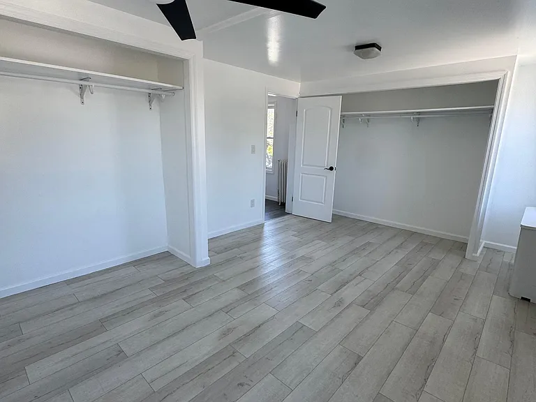215 Castleton Ave #2 — Photo 4