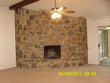 3rd image of 404 Washington Dr