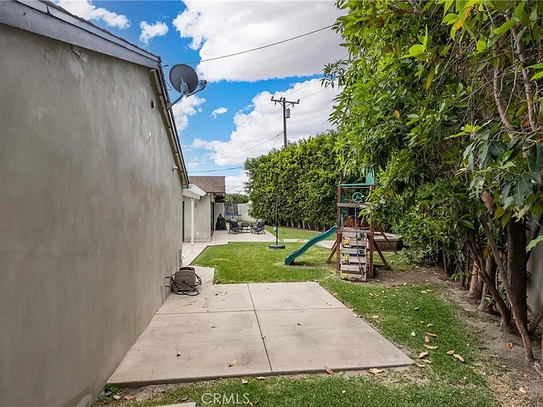 11451 Snark St — Photo 59