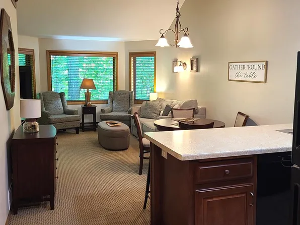 4955 N Landmark Cir #4203, Egg Harbor, WI 54209