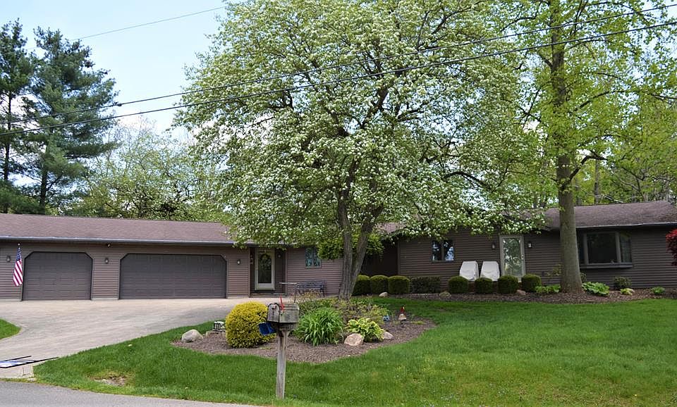 1st image of 960 Pike Dr