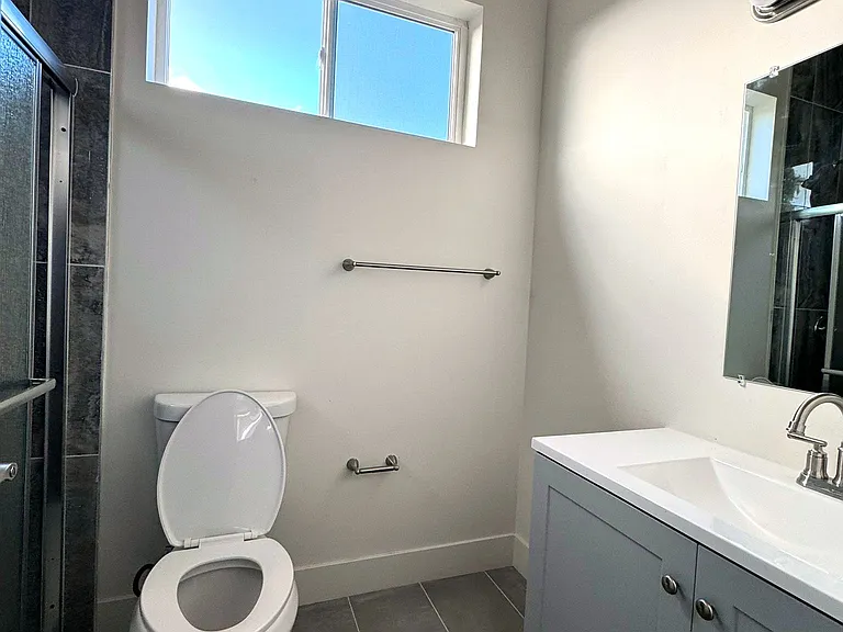 574 Marin Ave — Photo 10