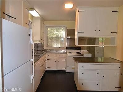 4th image of 1503 Mimosa Dr