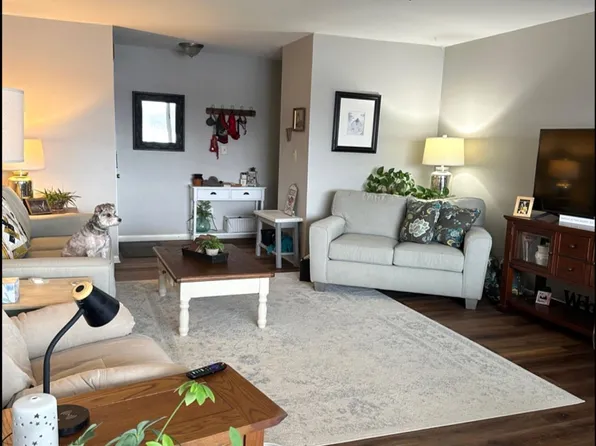 1210 E 12th St APT 11, Atlantic, IA 50022