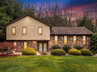 6187 Baker School Rd, Trafford, PA 15085