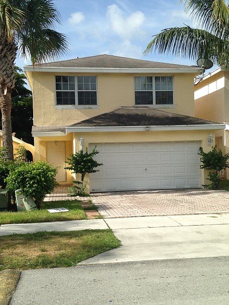 1st image of 4064 Eastridge Dr