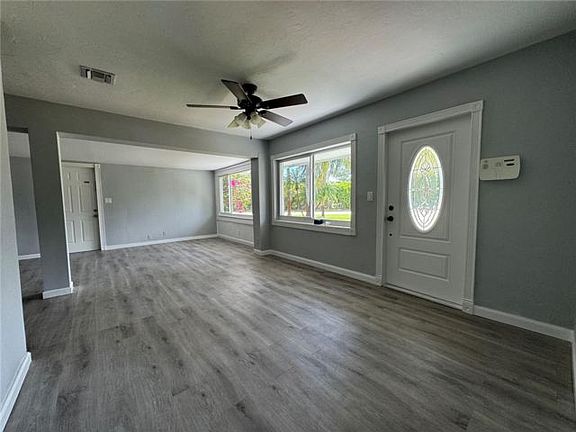 5th image of 2417 NE 15th Ave