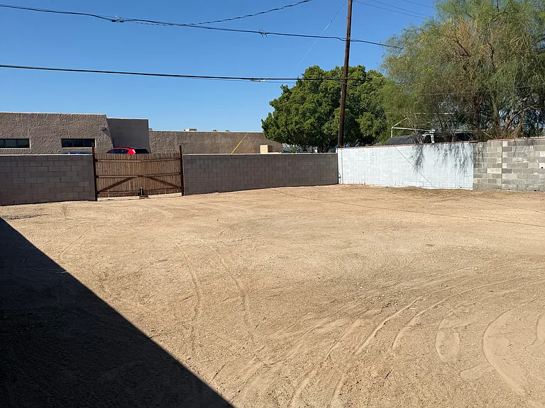 1050 W Rosewood Dr — Photo 25