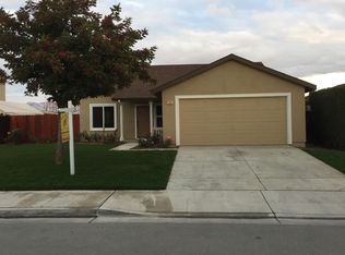 2361 Calistoga Dr, Hollister, CA 95023