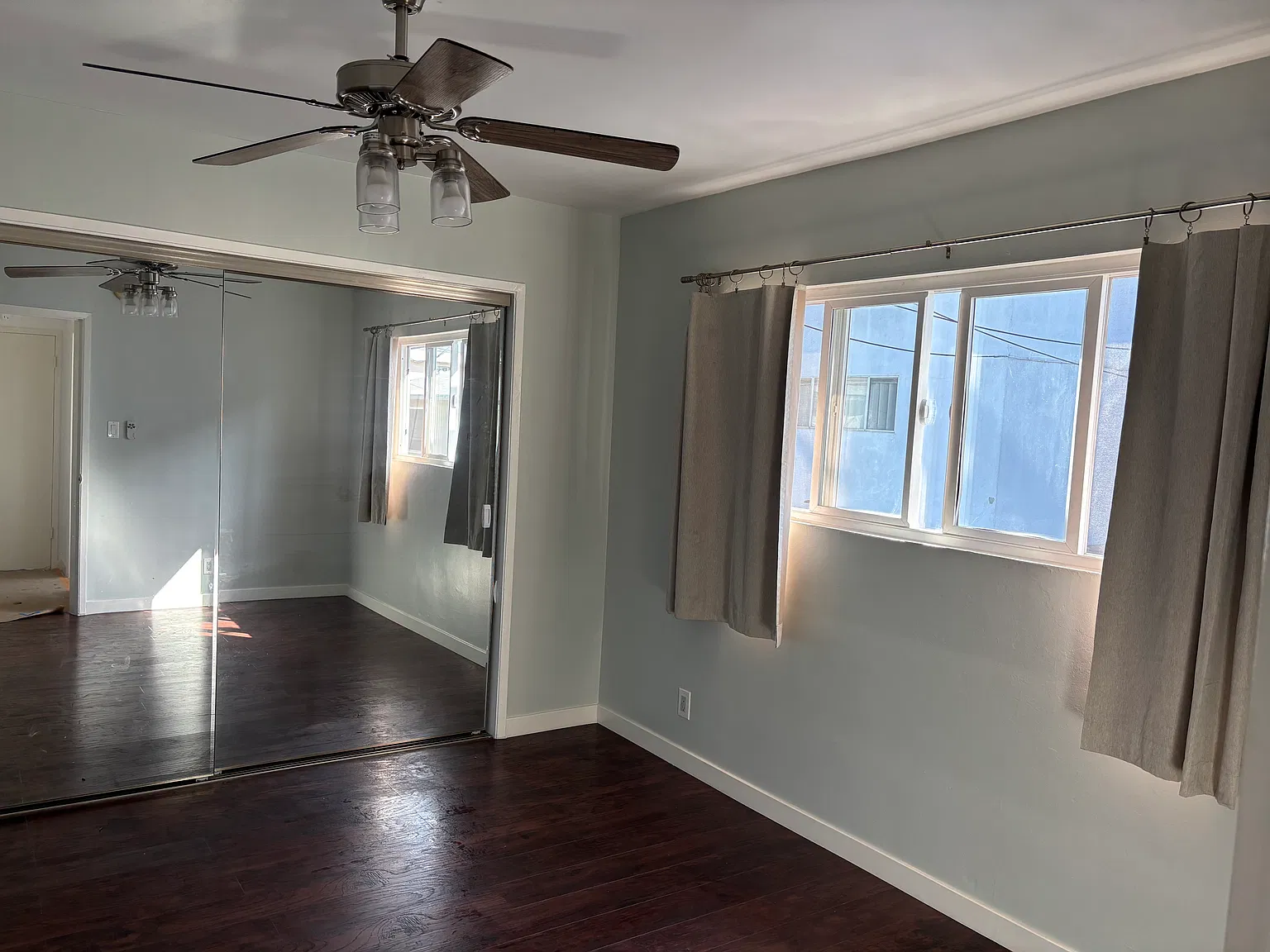 2 bed, 1.5 bath, 840 sqft, $2,645 — Photo 4