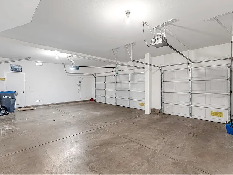 4731 W Avenue J4 — Photo 13