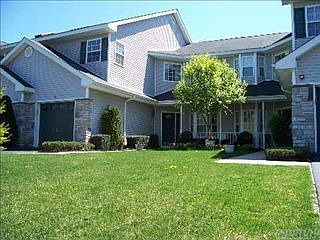1st image of 31 Willow Wood Dr