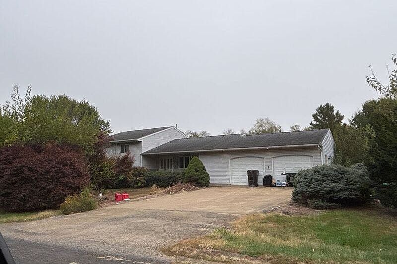 1st image of 13751 Glenmar Dr