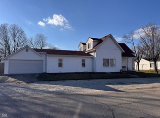 1824 Home Ave, Columbus, IN 47201