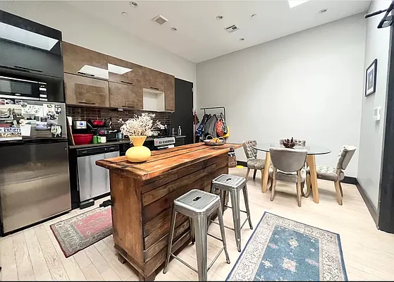 Rented by Pear NYC LLC | media 6