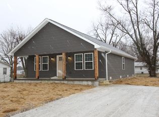 603 E High St, Mountain Grove, MO 65711
