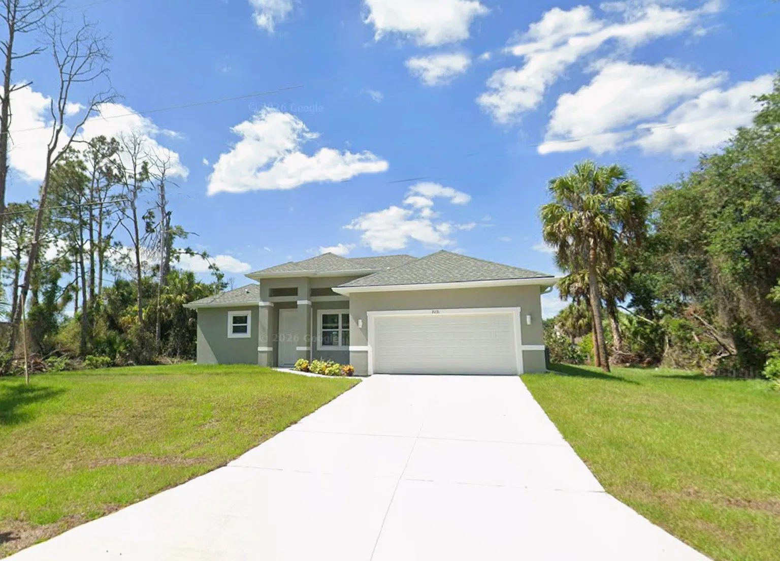 4-Bedroom Home for Rent — Photo 1