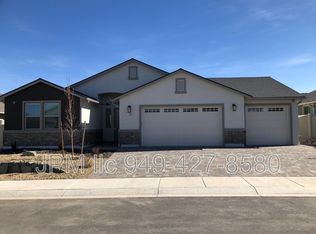 11196 Grazing Cattle Ln, Reno, NV 89521