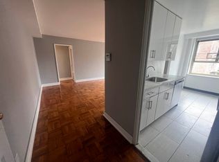69-41 185th St #2, Fresh Meadows, NY 11365