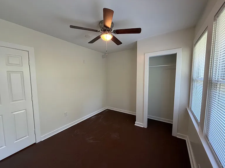 211 Dennis St — Photo 19