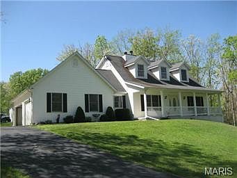 1st image of 77 Woodlake Ln