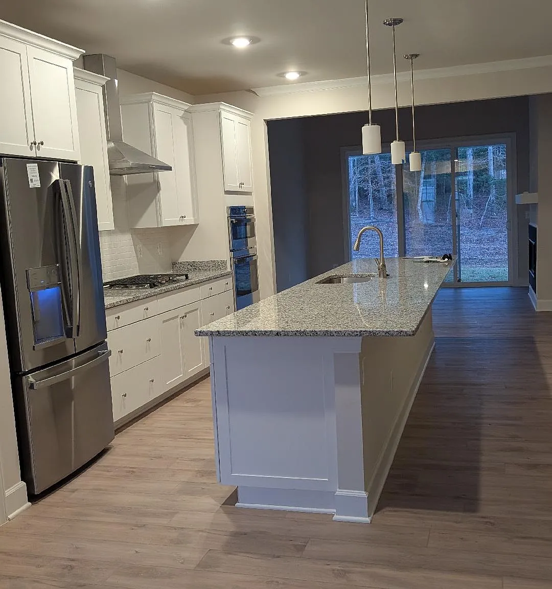 4 bed, 2463 sqft, $2,760 — Photo 4