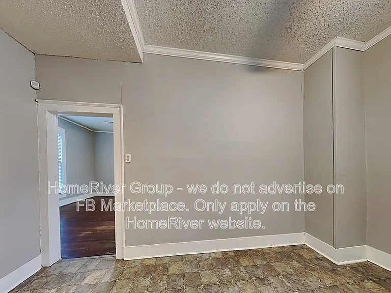 1004 W Gandy St — Photo 6