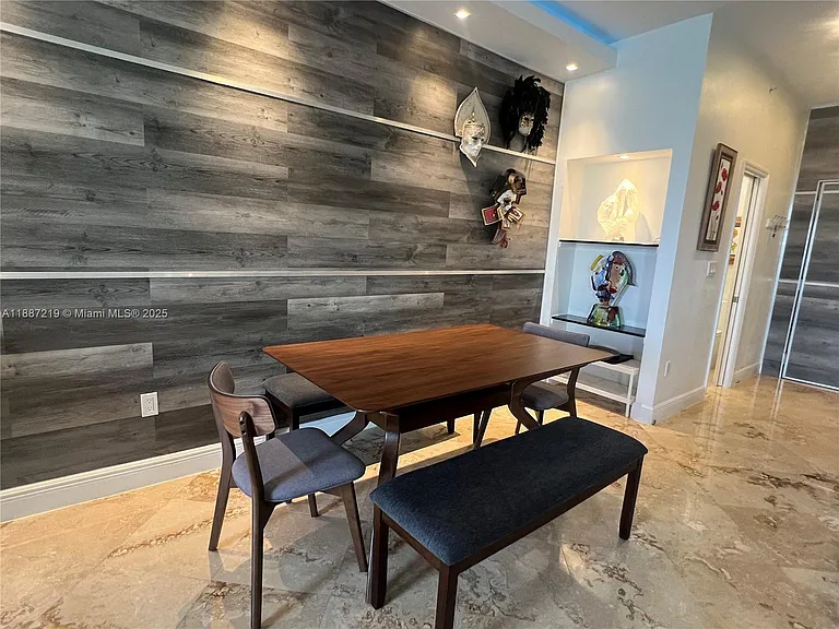 6917 Collins Ave — Photo 12