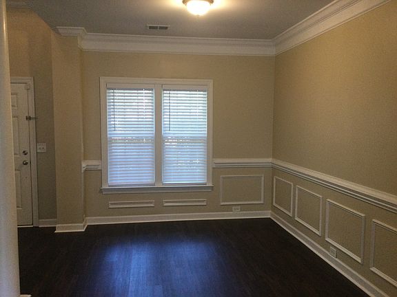 4th image of 8669 Hickory Creek Ln