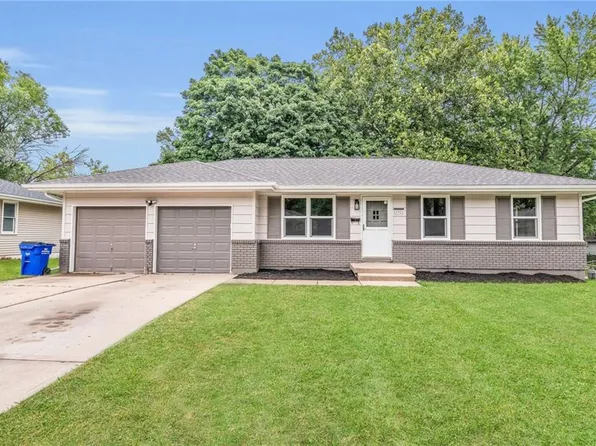 11921 Beacon Ave, Grandview, MO 64030