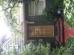 7016 18th Ave NE, Seattle, WA 98115