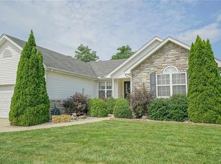 9049 Highland Cir, Springboro, OH
