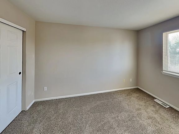 5th image of 14384 E 47th Dr