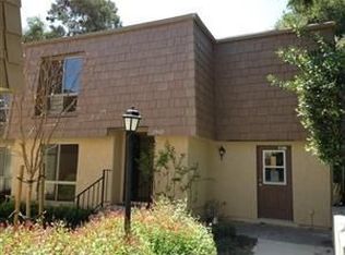27482 Country Glen Rd, Agoura Hills, CA 91301