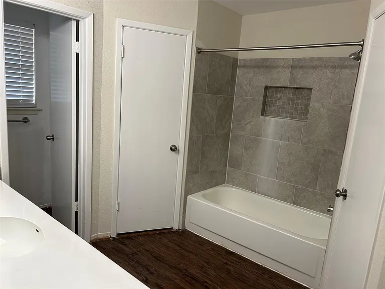 12310 Jaguar Dr — Photo 7