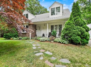 20 Helen Dr, East Falmouth, MA 02536