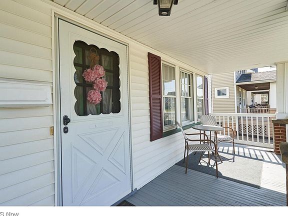 3rd image of 3911 Tuxedo Ave