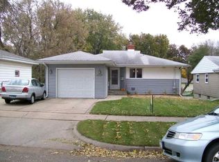 2024 S Lake Ave, Sioux Falls, SD 57105