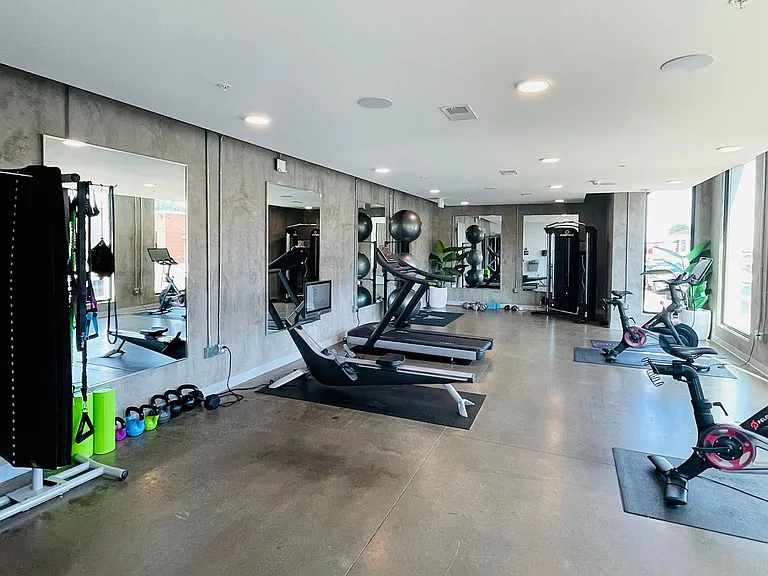 806 Olympic St #310 — Photo 13