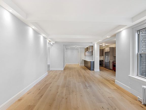 4th image of 200 W 108th St #10BC