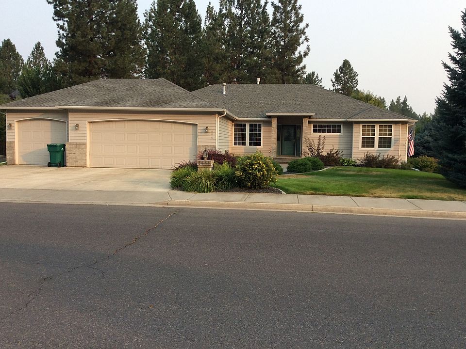 Gorgeous rancher w/basement 